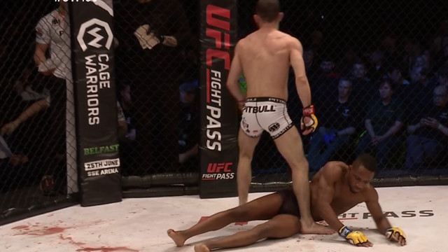 Gilbert Burns - Michael Morales prenos uživo